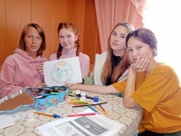 Команда школьного лесничества «Берендей» из Баевского района закончила работу на конкурс символики движения школьных лесничеств