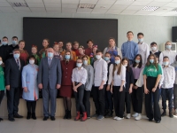 Все участники встречи в АКДЭЦ